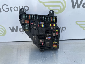 Kućište osiguranaca BMW F11