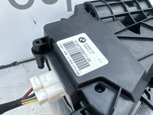 Elektronika brava gepeka BMW F11 (fotografija 2)
