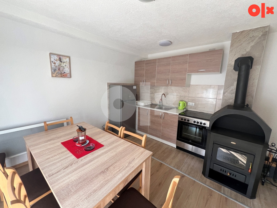 Objekat sa četiri apartmana, Vlašić 15