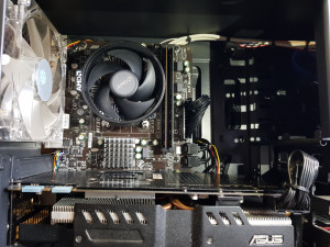 Maticna Ploca Gigabyte sa grafickom i ram memorijom