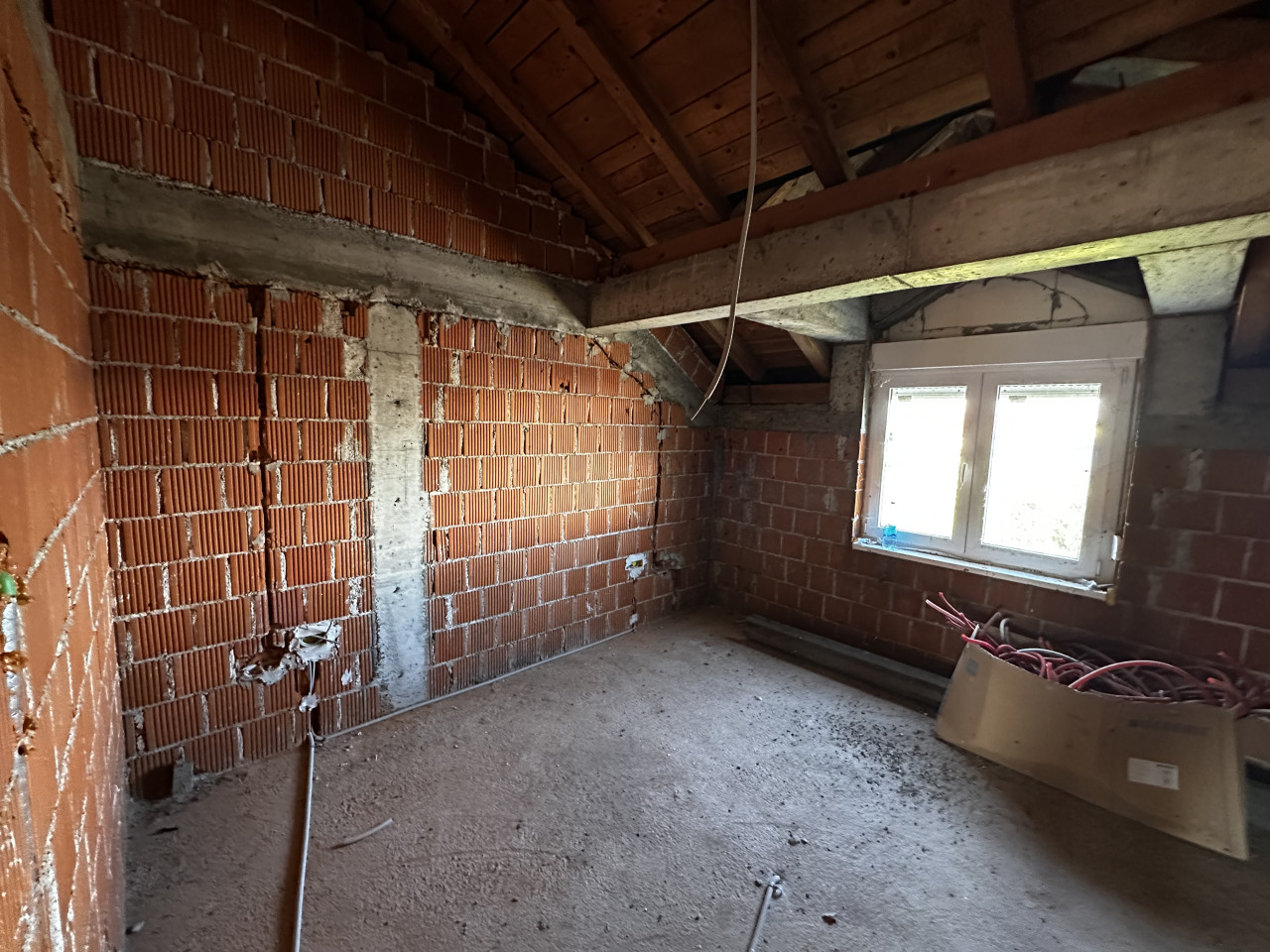 Kuća u Laktašima - duplex - cca 250 m2 18