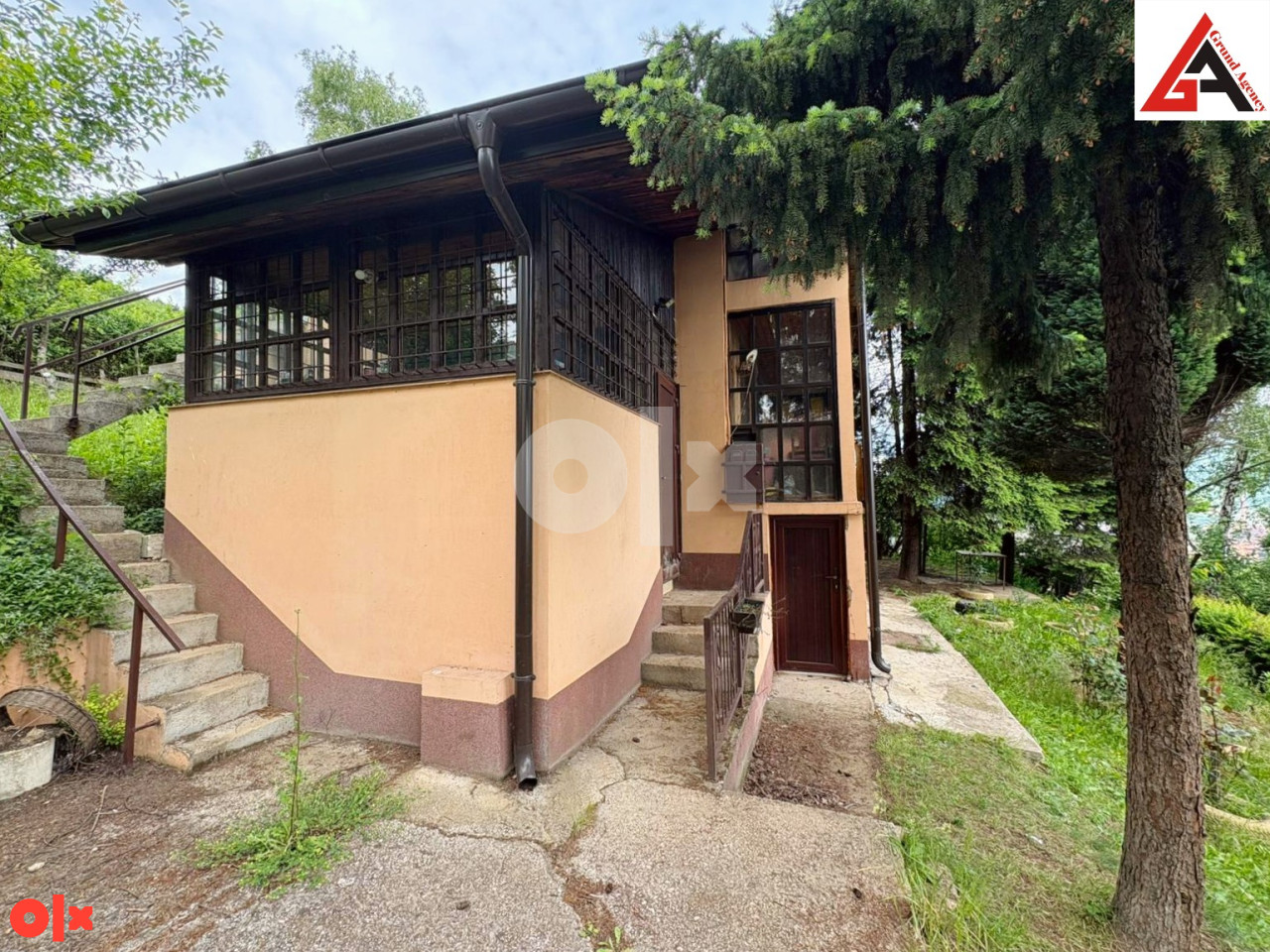 Kuća 80 m2 i 1130 m2 okućnice - Zenica 3