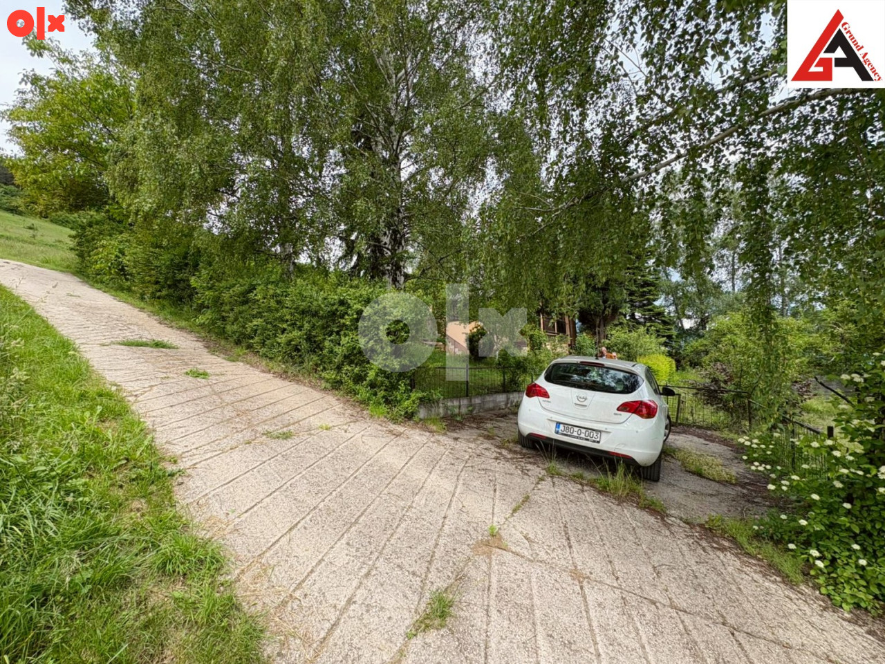 Kuća 80 m2 i 1130 m2 okućnice - Zenica 5