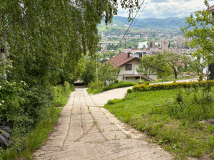 Kuća 80 m2 i 1130 m2 okućnice - Zenica photo 4