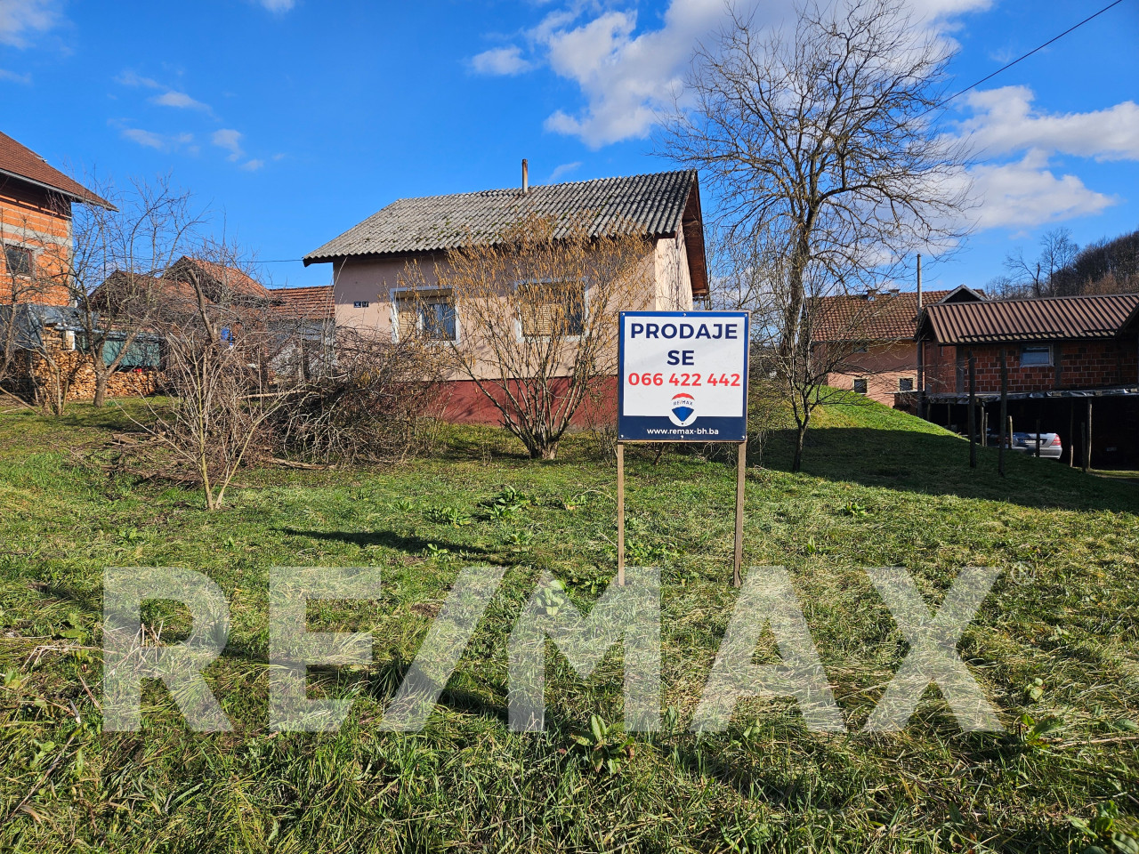 Odličan plac sa kućom kod crkve-1143m2-Priječani 9