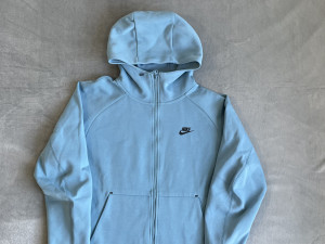 Nike Tech duks, L