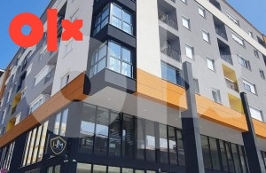 IZDAJEM GARAZU GARAZNO MJESTO OTOKA OTVORENA PIJACA CENGIC VILA 2