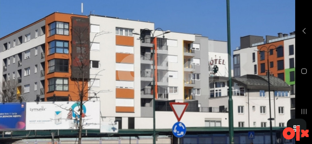 IZDAJEM GARAZU GARAZNO MJESTO OTOKA OTVORENA PIJACA CENGIC VILA