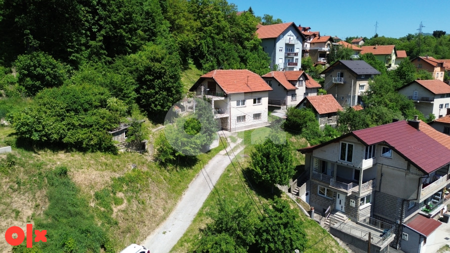 Kuća sa zemljištem, Ivana Cankara, Zenica 2