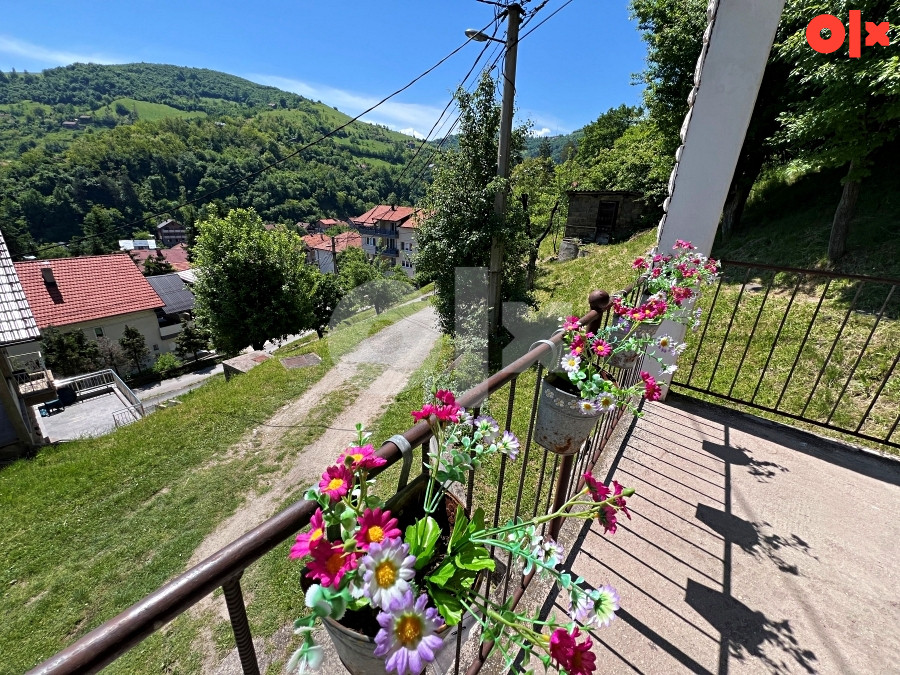 Kuća sa zemljištem, Ivana Cankara, Zenica 20