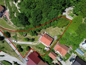 Kuća sa zemljištem, Ivana Cankara, Zenica