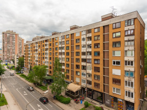 Trosoban Stan Sarajevo - Čengić Vila - 68m2