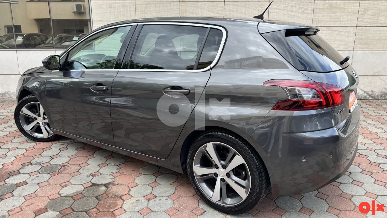 PEUGEOT 308 1.5 "GT-LINE" Full LED Pano Kam Denon Automatik Full