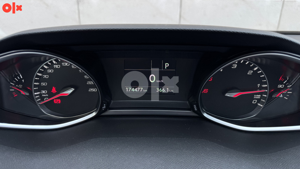 PEUGEOT 308 1.5 "GT-LINE" Full LED Pano Kam Denon Automatik Full