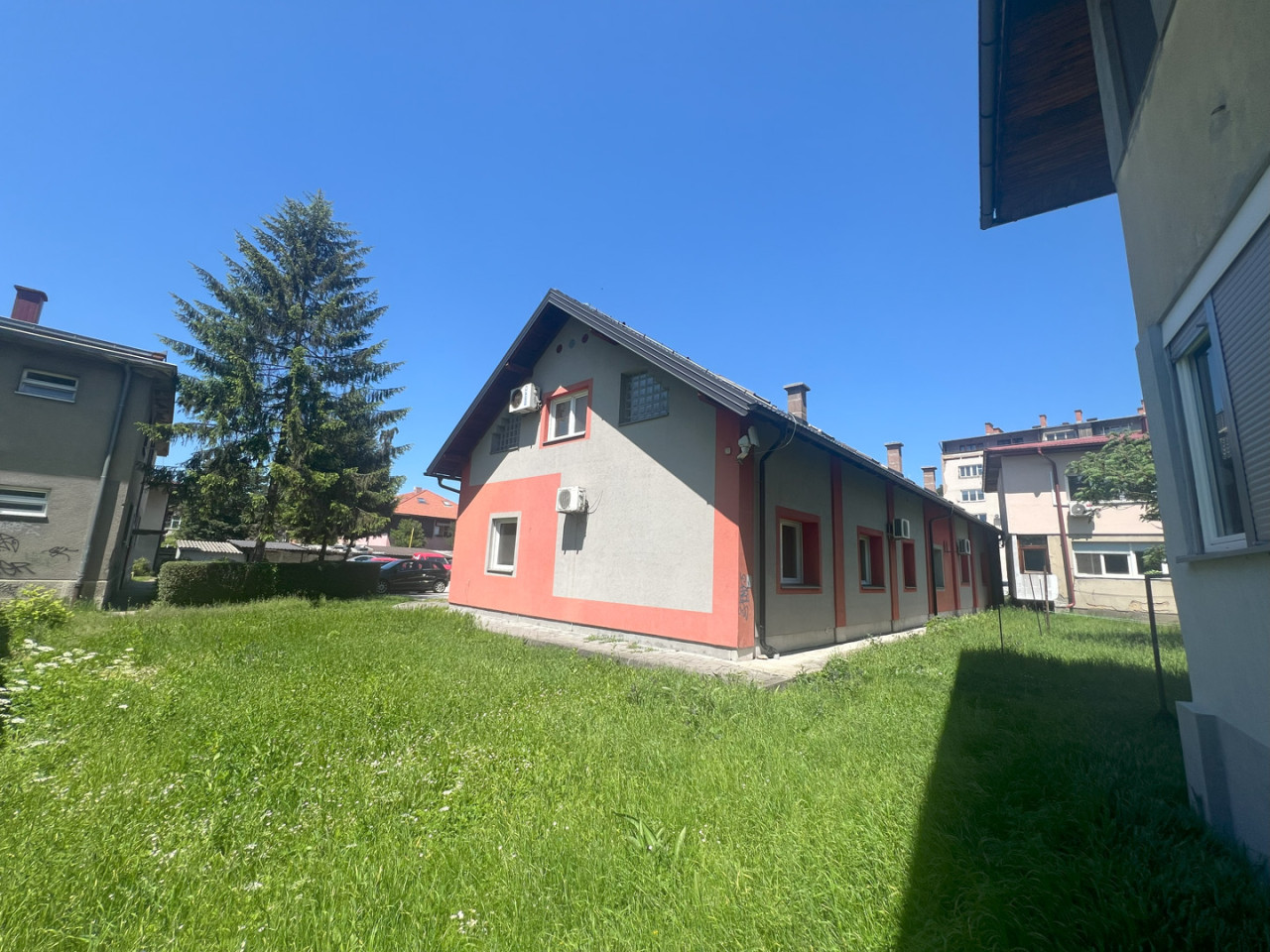 EOS / Stambeno-poslovni objekat/ 498 m2 / Tuzla 9
