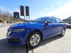 Škoda Octavia Karavan 2.0 TDI DSG7 LED VIRTUAL Navi Kamera ACC