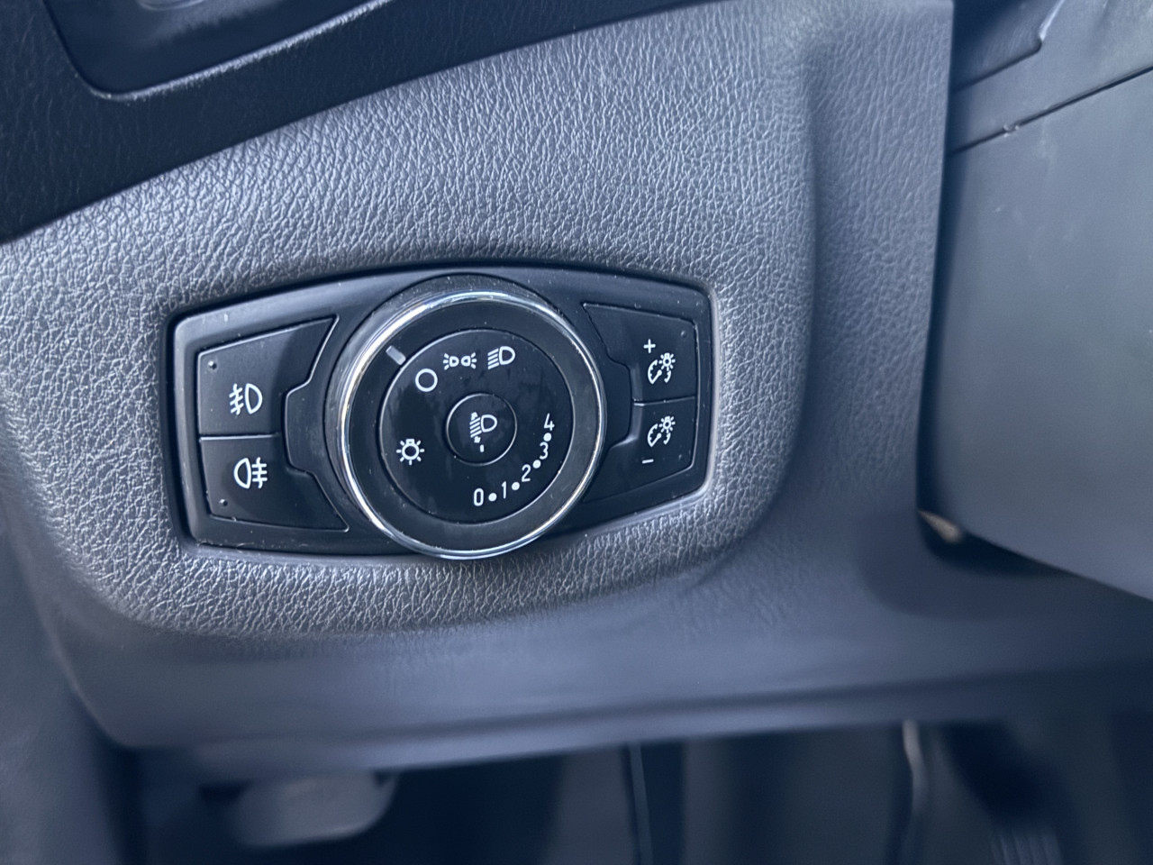 FORD TRANSIT CONNECT uvoz Svajcarska