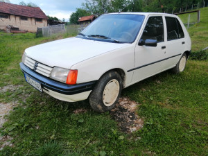 Peugeot 205 pezo 1.1