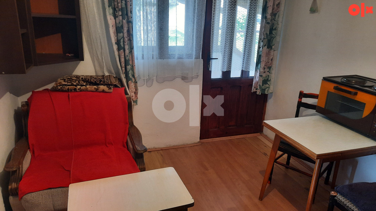 Stan Garsonjera Banja Luka 22m2 izdajem 065361408 7