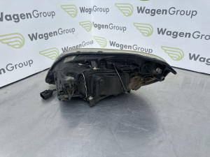 Far desni liievi Volvo XC60 2011 (fotografija 2)