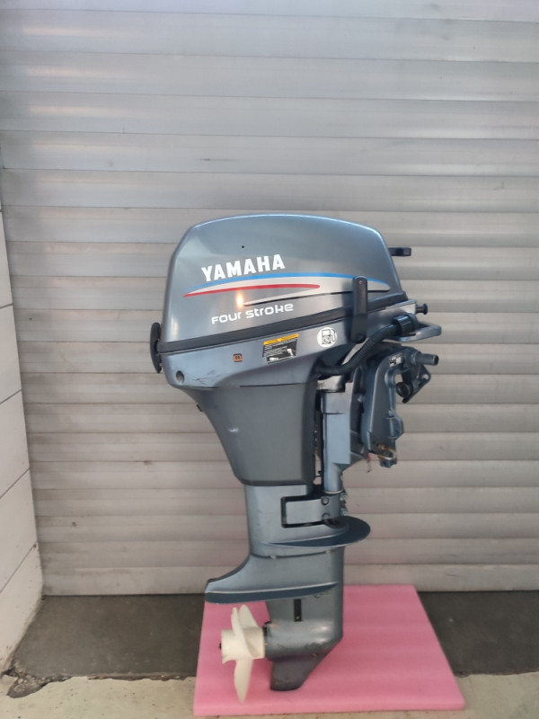 Penta Yamaha 8 motor za camac