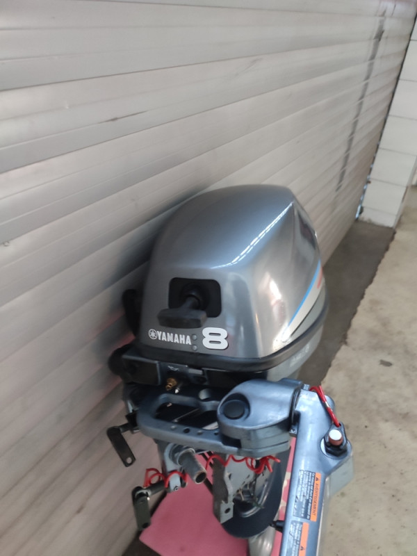 Penta Yamaha 8 motor za camac