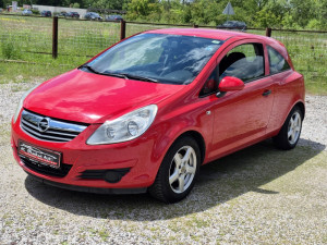 Opel Corsa Benzin 1.2 -51 KW.Registrovana