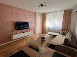 Stan na dan Lukavica Istočno Sarajevo +38765517398