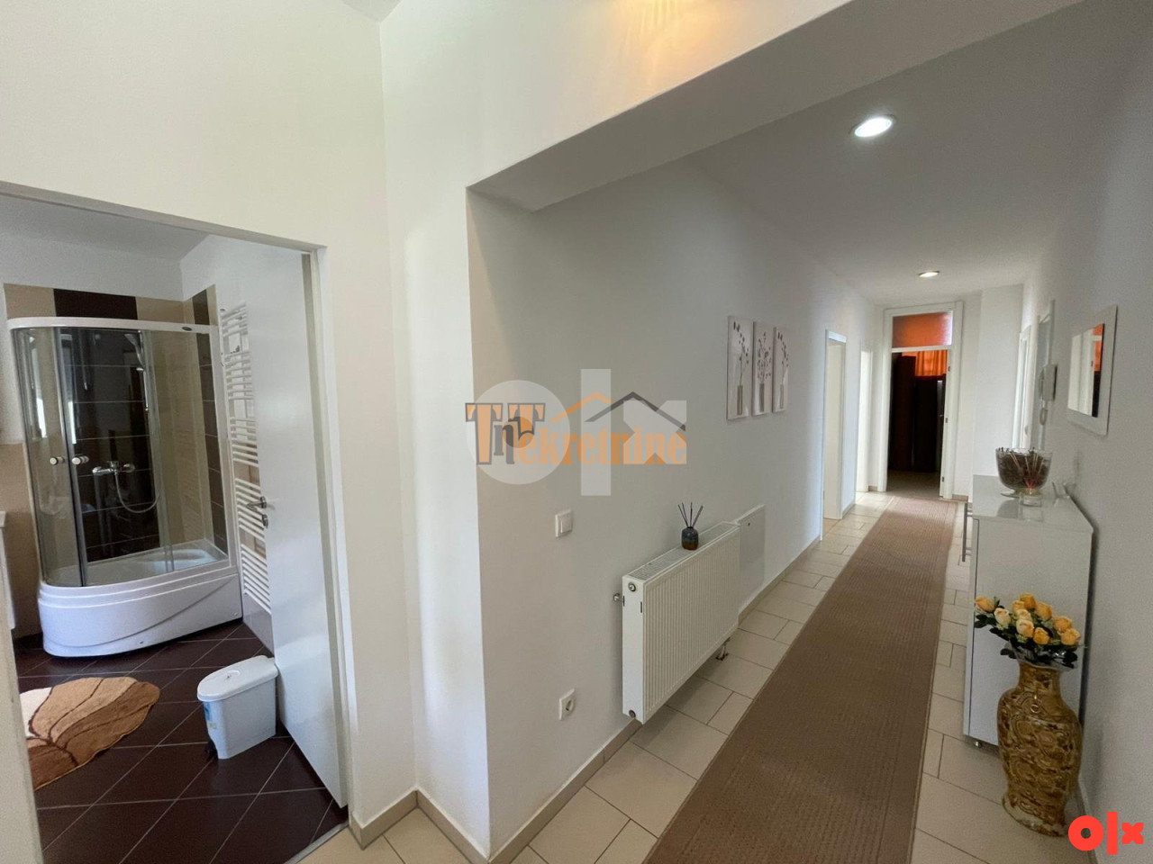 Komforan trosoban stan 120 m2 - Motike 10