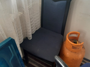 TRPEZARISKA STOLICA STOLICE POKLON DRUGA