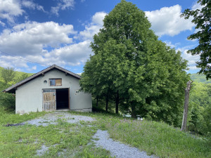 Vikendica 100m2 kijevo trnovo ilidza sarajevo poslovni prostor