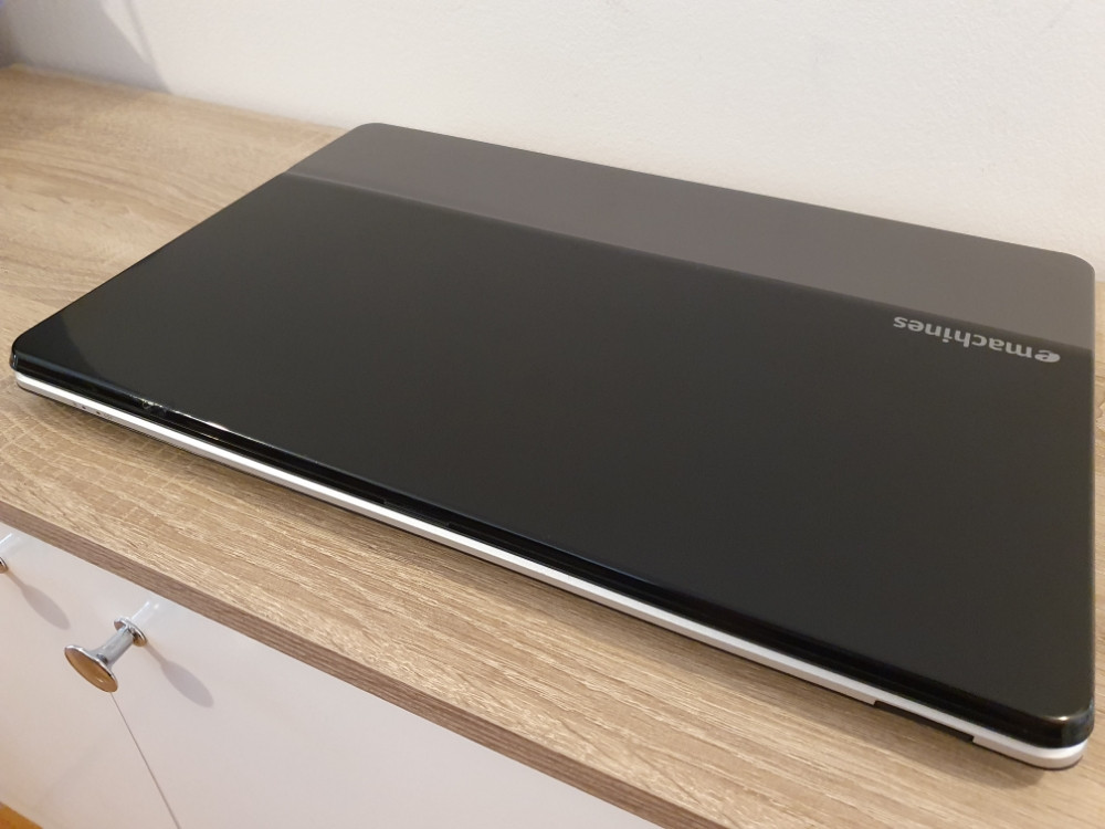 Acer eMashines G730ZG/4GB Ram-a/500GB HDD