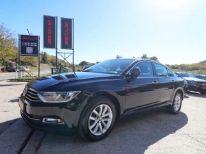 VW Passat 2.0 TDI Comfortline ACC-System Navi Kamera ParkAssist