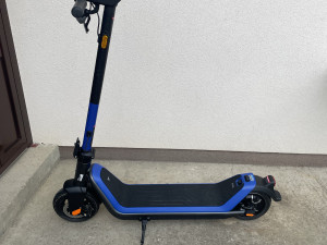 Elektricni trotinet romobil NIU KQi3 sport