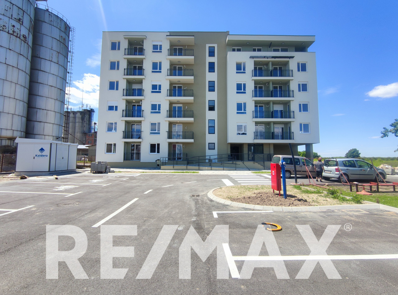Useljivo! Samo jos 2 dostupna stana od 40m2,N.Topola