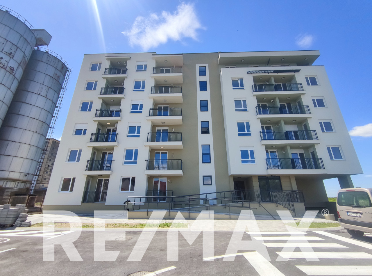 Useljivo! Samo jos 2 dostupna stana od 40m2,N.Topola 3