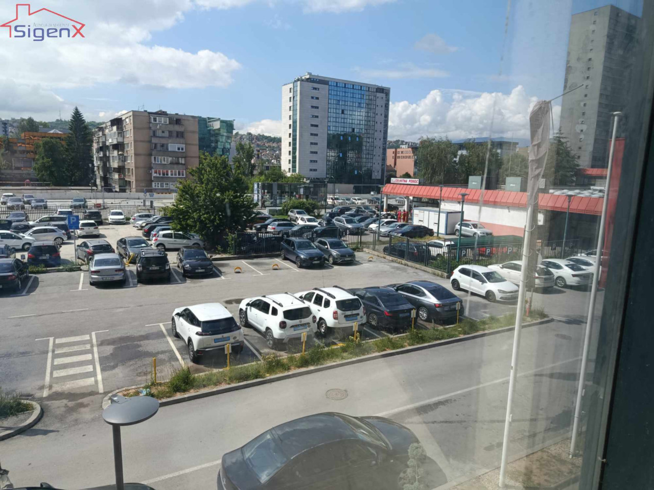 Poslovni prostor/Sarajevo Tower/dva parking mjesta 2