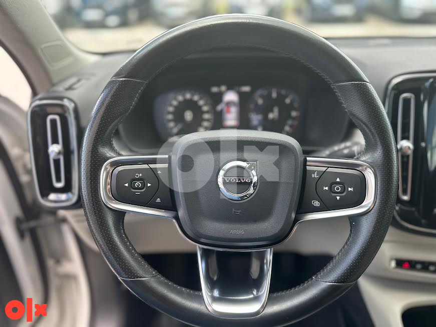 Volvo XC40 D4 AWD Momentum