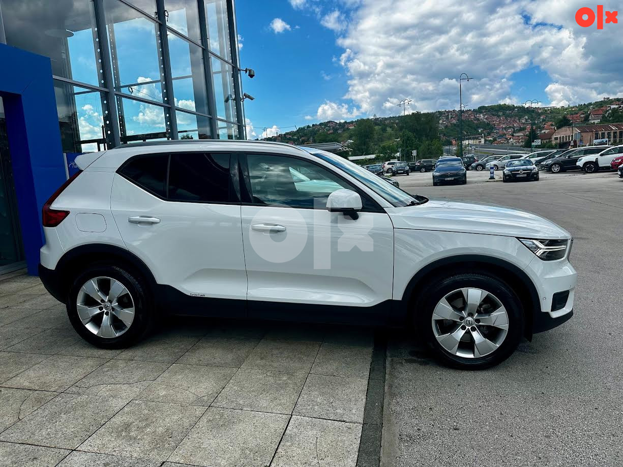 Volvo XC40 D4 AWD Momentum
