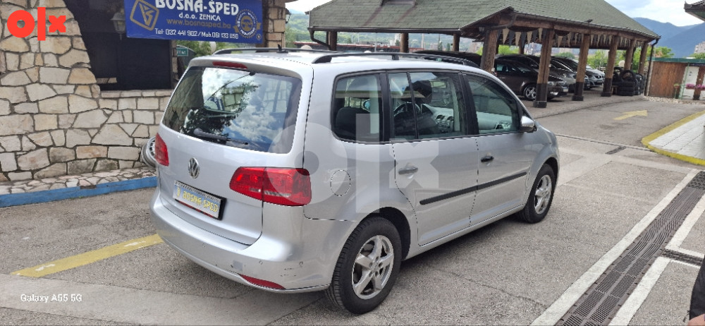 Volkswagen  Touran 1.2 TSI 77 KW NAVI KAMERA