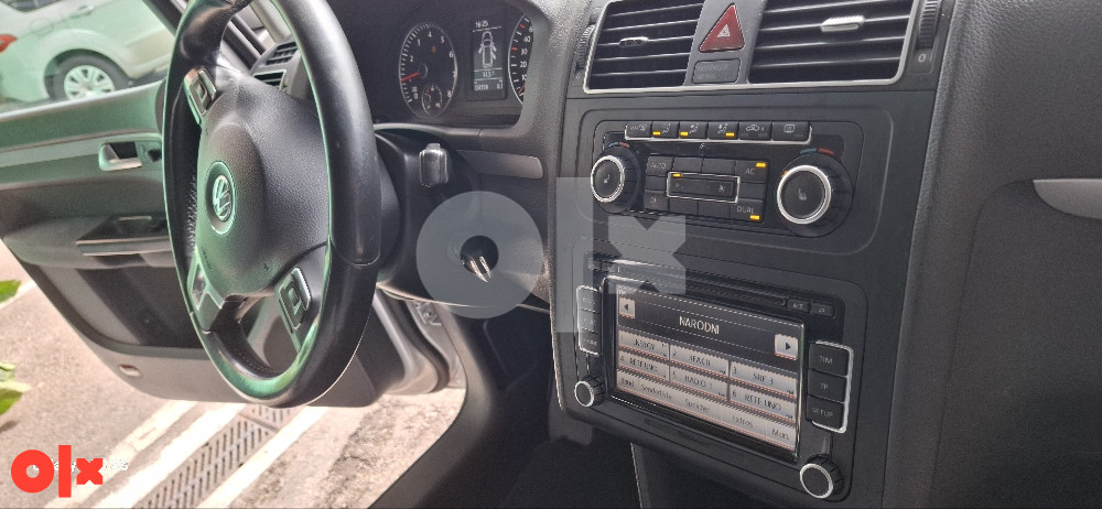 Volkswagen  Touran 1.2 TSI 77 KW NAVI KAMERA