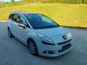 Peugeot 5008 2011g 16hdi 82kw AUTOMAT 7 SJEDISTA panorama