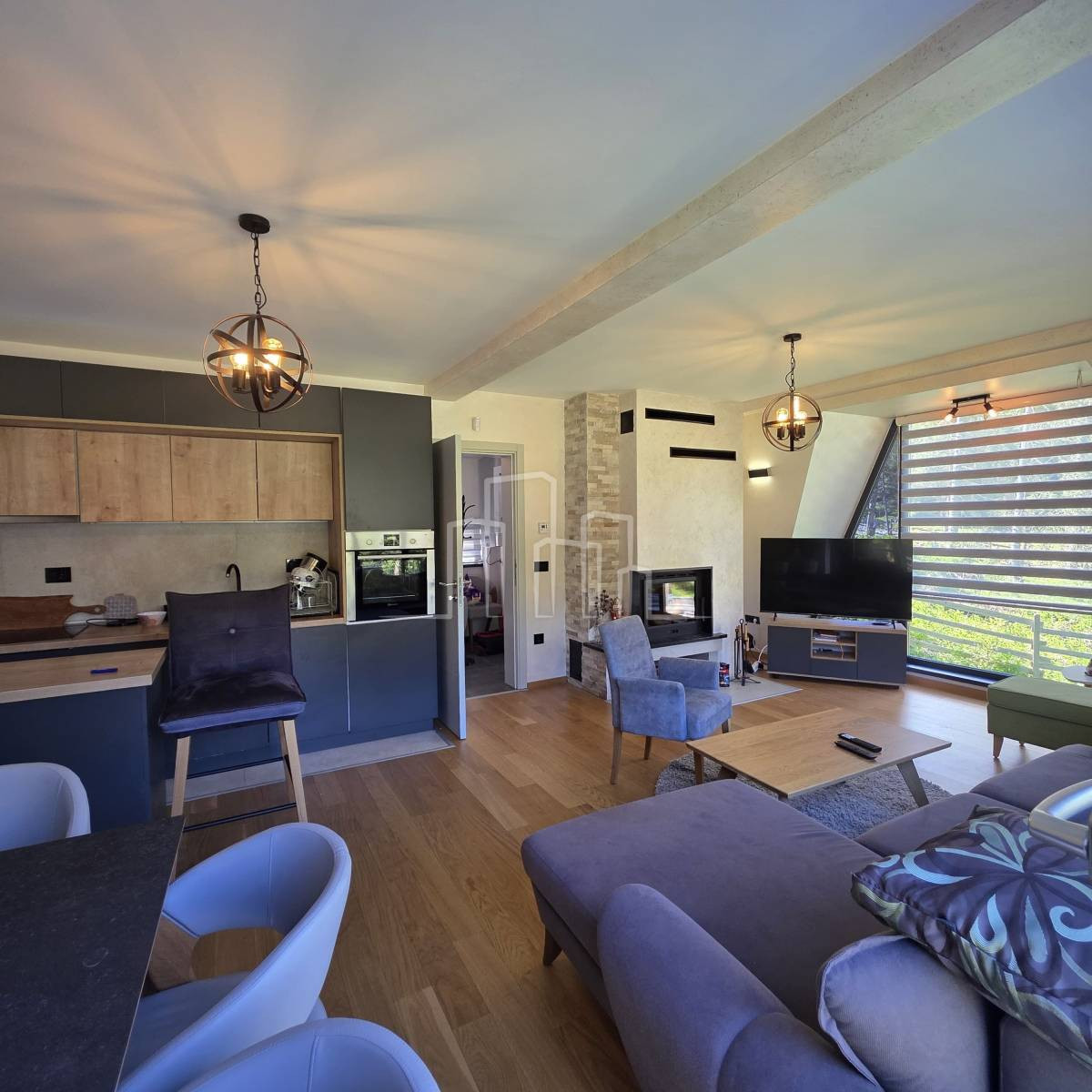 Nova vikend vila površine 110m2 Dvorišta Jahorina 15