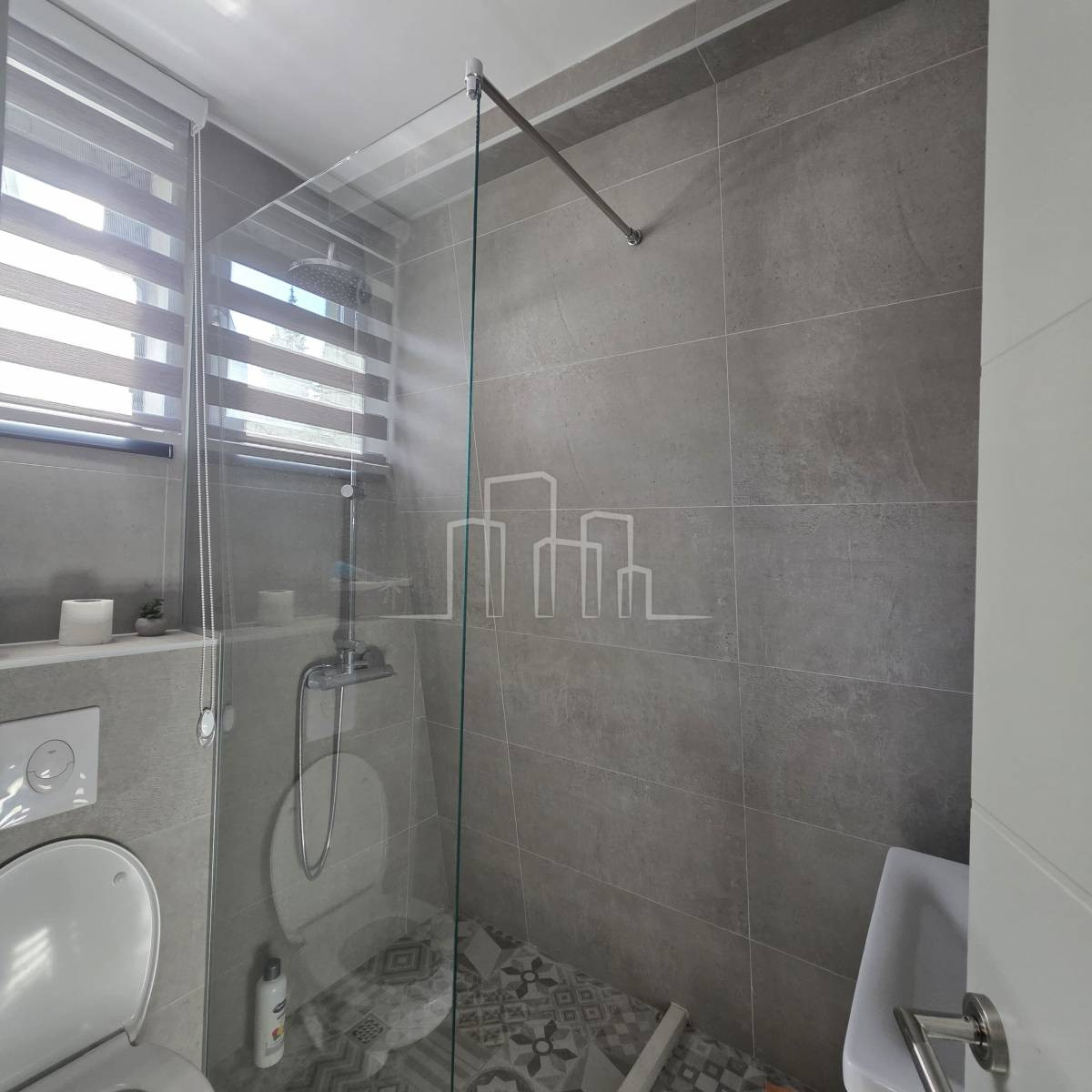 Nova vikend vila površine 110m2 Dvorišta Jahorina 18