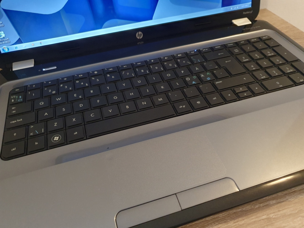HP Pavilion g7/4GB Ram-a/320GB HDD