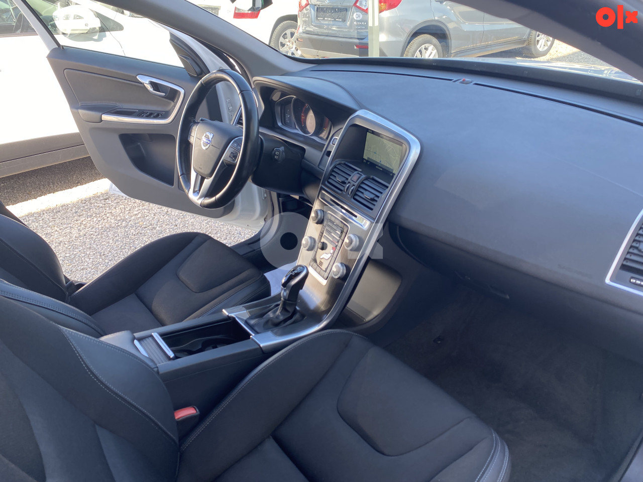 VOLVO XC60 AWD 2,4 DIZEL  2015 GOD. TEL:062/445365