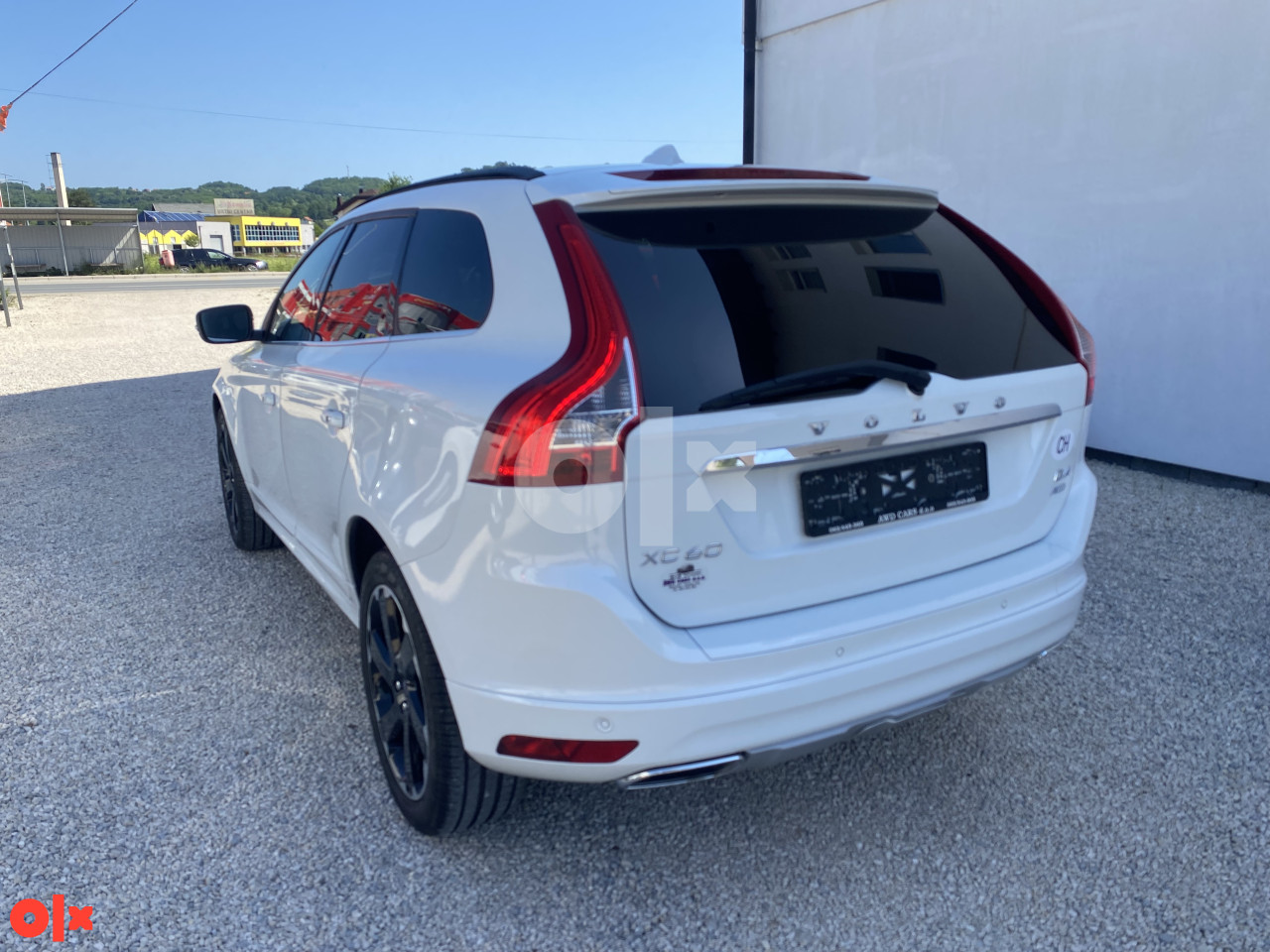 VOLVO XC60 AWD 2,4 DIZEL  2015 GOD. TEL:062/445365