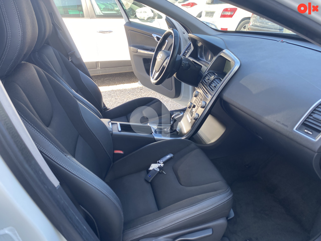 VOLVO XC60 AWD 2,4 DIZEL  2015 GOD. TEL:062/445365