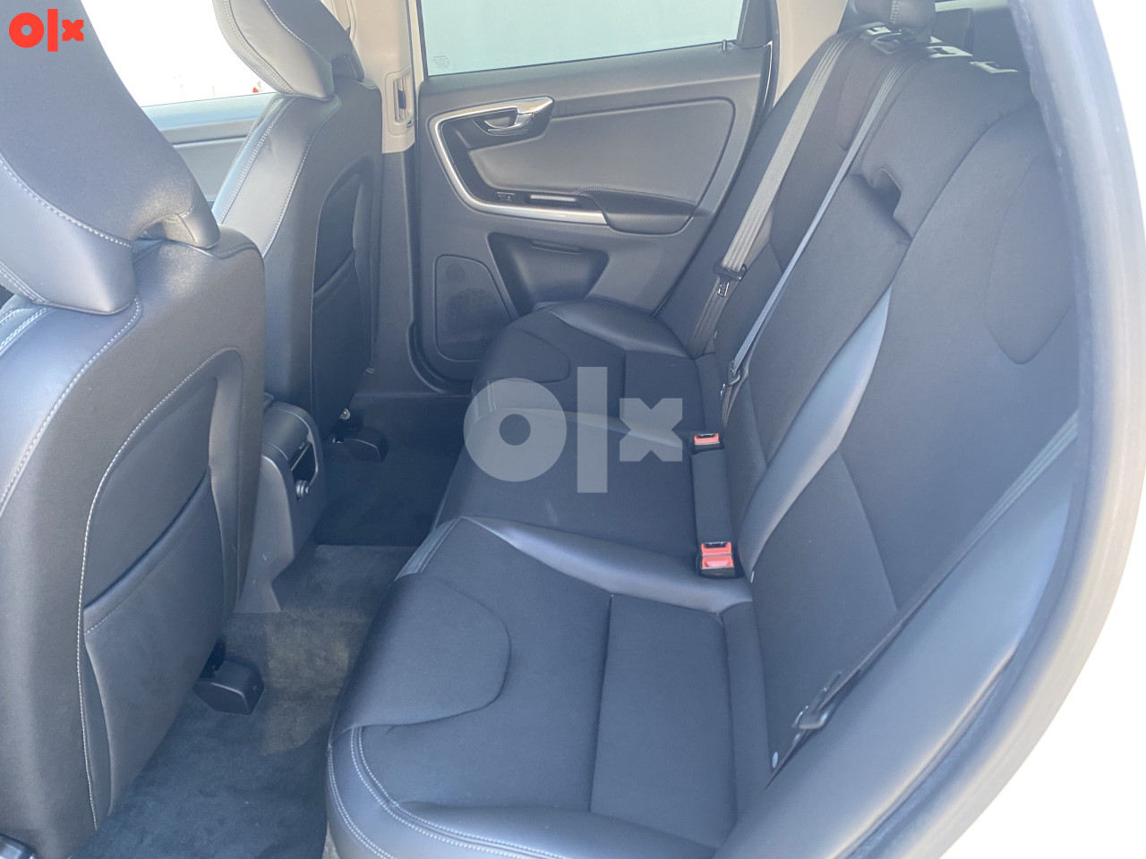 VOLVO XC60 AWD 2,4 DIZEL  2015 GOD. TEL:062/445365