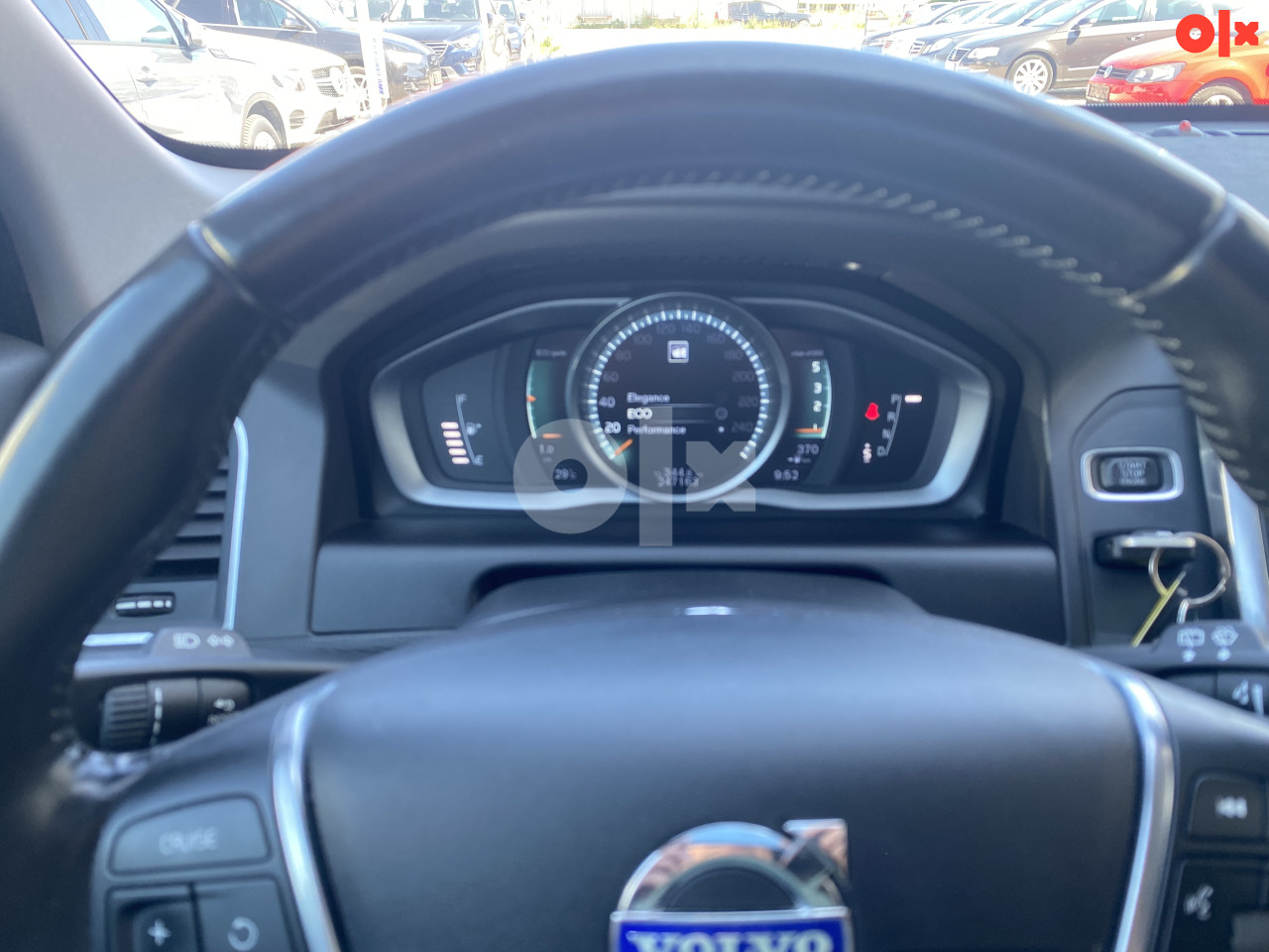 VOLVO XC60 AWD 2,4 DIZEL  2015 GOD. TEL:062/445365